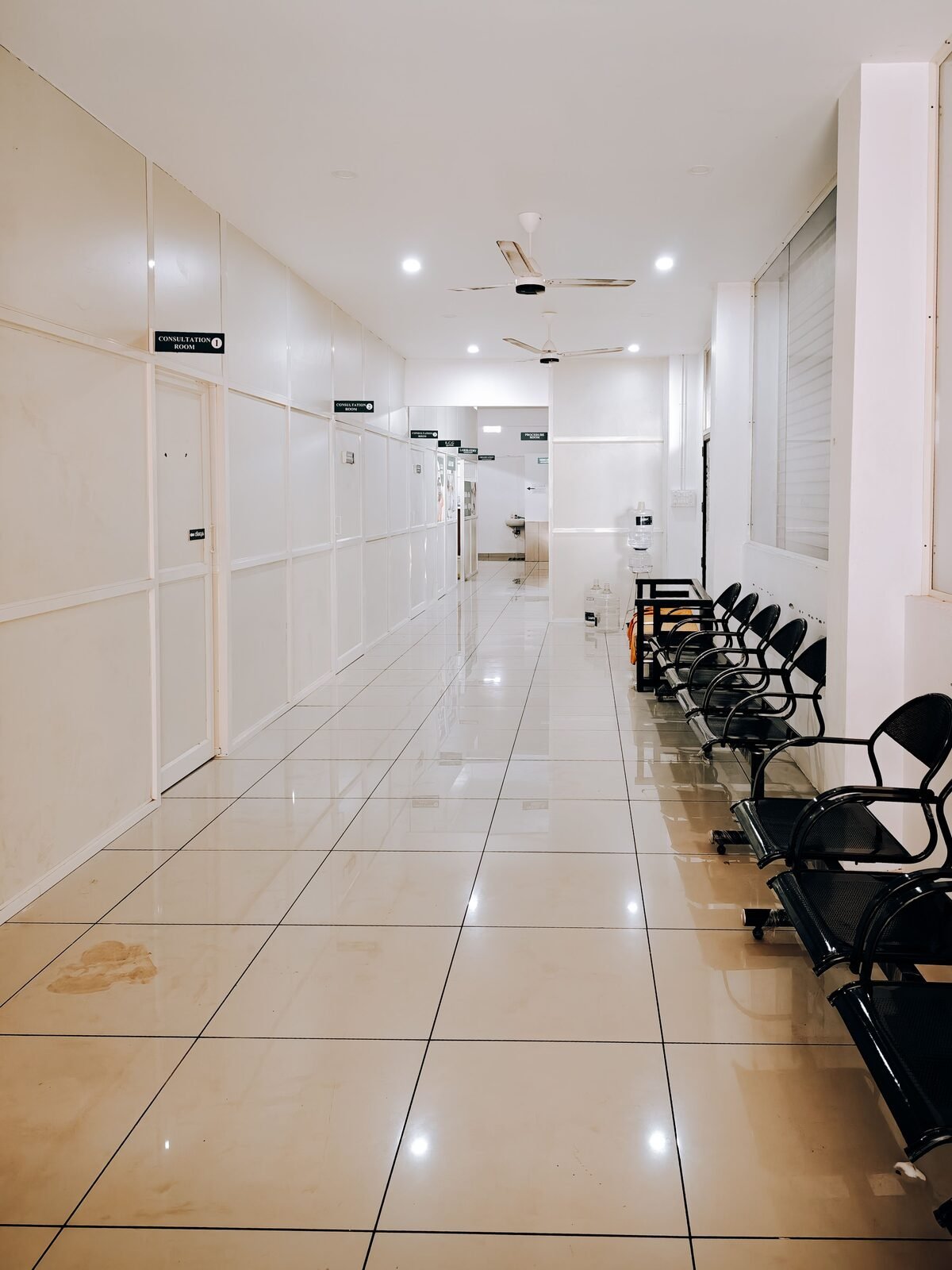 Không gian y tế hiện đại tham khảo theo mô hình bệnh viện Vinmec tại Vinhomes Hóc Môn