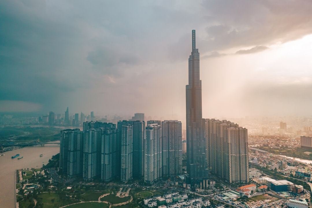 Vinhomes Saigon Park Hóc Môn – khu đô thị Tây Bắc TP.HCM đang được giới đầu tư quan tâm