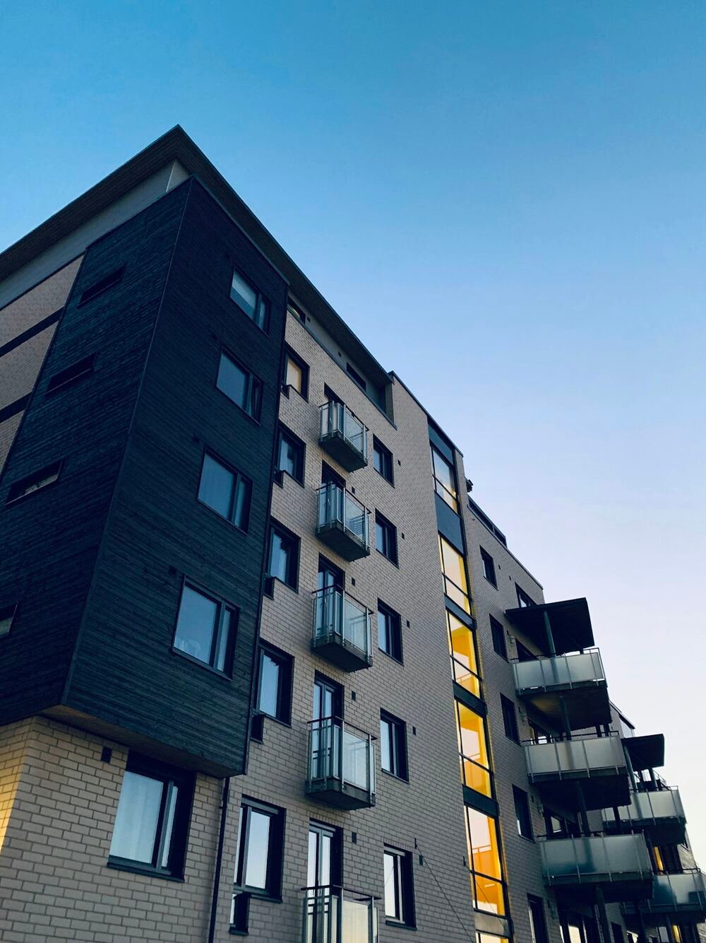 Căn hộ Vinhomes Hóc Môn – tòa nhà cao tầng hiện đại, minh họa